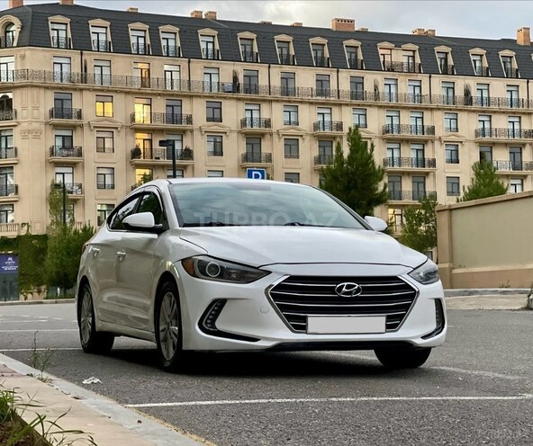 Hyundai Elantra 2017, 145,000 km - 2.0 l - Bakı