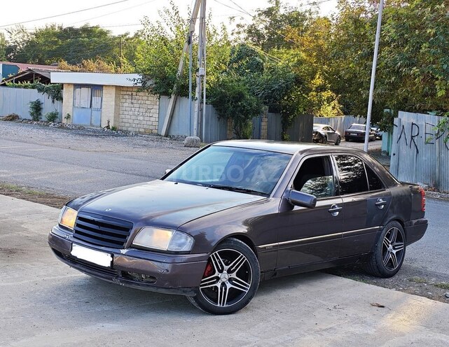Mercedes C 200 1995, 218,874 km - 2.0 l - Bərdə