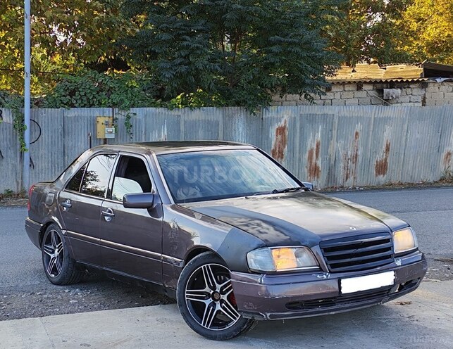 Mercedes C 200 1995, 218,874 km - 2.0 l - Bərdə