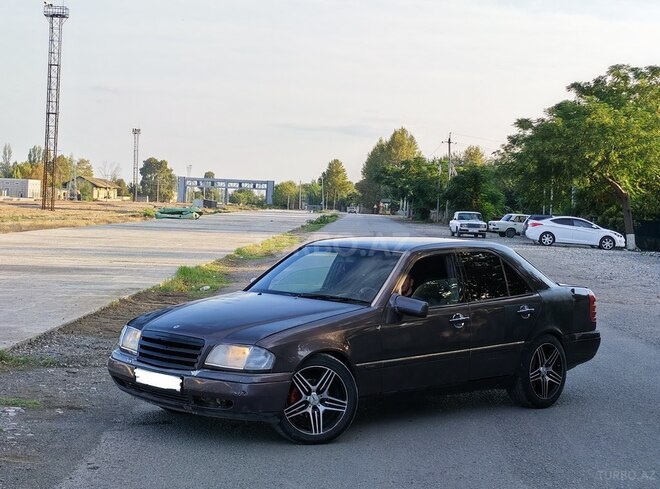 Mercedes C 200 1995, 218,874 km - 2.0 l - Bərdə