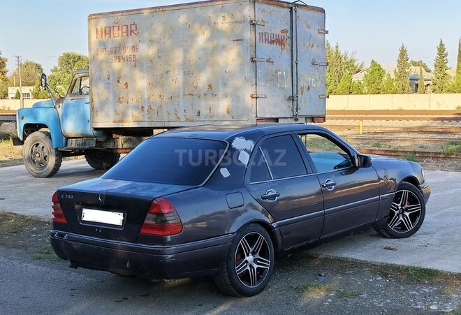 Mercedes C 200 1995, 218,874 km - 2.0 l - Bərdə