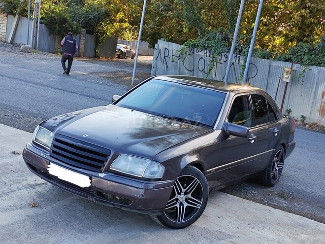 Mercedes C 200 1995, 218,874 km - 2.0 l - Bərdə