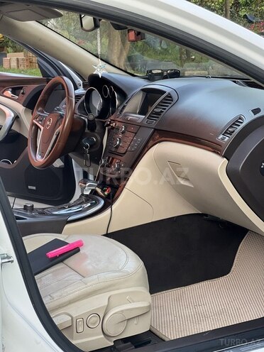 Opel Insignia 2010, 276,000 km - 2.0 л - Astara