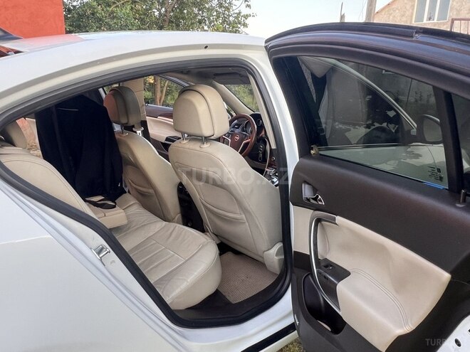 Opel Insignia 2010, 276,000 km - 2.0 л - Astara