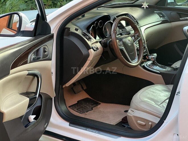Opel Insignia 2010, 276,000 km - 2.0 л - Astara