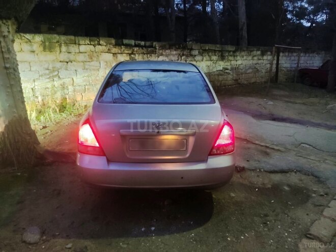 Hyundai Elantra 2002, 232,000 km - 2.0 l - Bakı