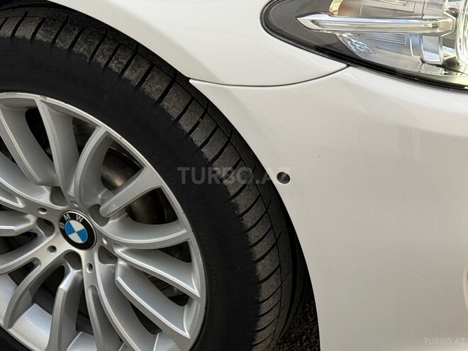 BMW 528 2015, 192,000 km - 2.0 l - Gəncə