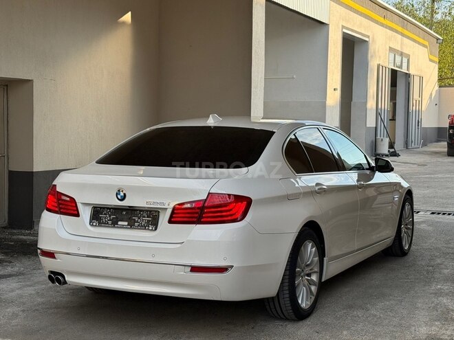 BMW 528 2015, 192,000 km - 2.0 l - Gəncə