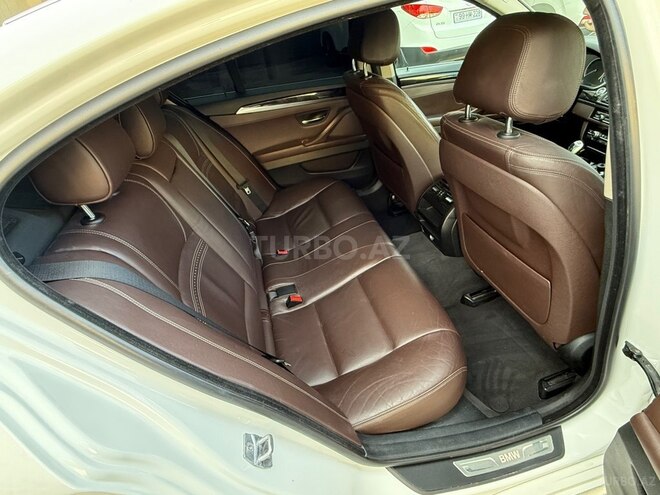 BMW 528 2015, 192,000 km - 2.0 l - Gəncə