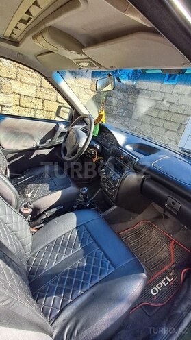 Opel Astra 1996, 425,337 km - 1.6 л - Quba