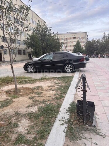 Mercedes C 200 2003, 365,808 km - 2.0 l - Bakı