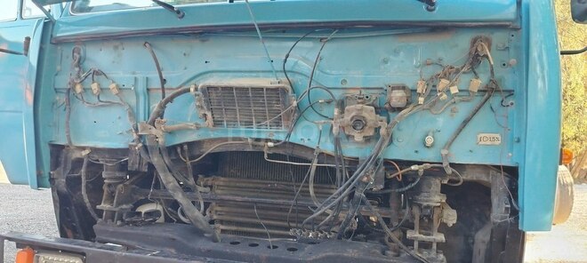 KamAz 5511 1984, 932,000 km - 11.0 l - Şəki