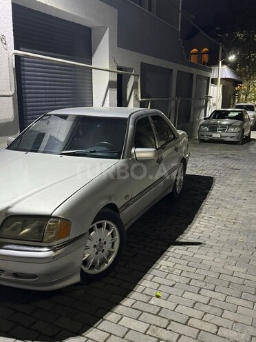 Mercedes C 240 1998, 350,000 km - 2.4 л - Xırdalan