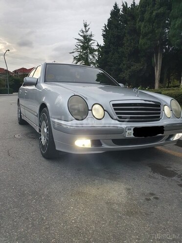 Mercedes E 270 2000, 366,000 km - 2.7 l - Bakı