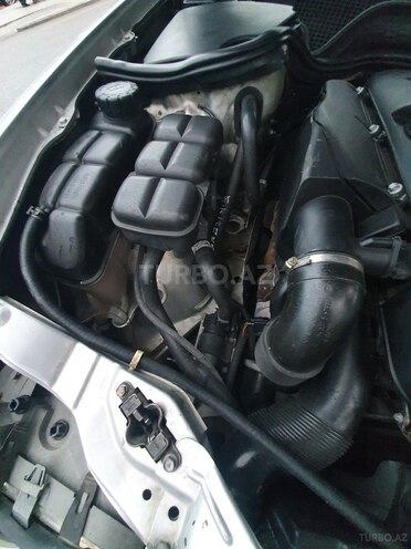 Mercedes E 270 2000, 366,000 km - 2.7 l - Bakı