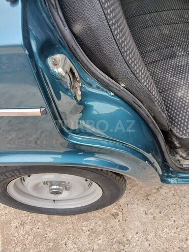LADA (VAZ) 2106 2001, 25,600 km - 1.6 l - Salyan