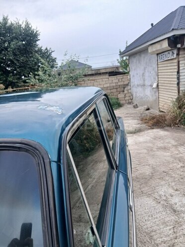 LADA (VAZ) 2106 2001, 25,600 km - 1.6 l - Salyan
