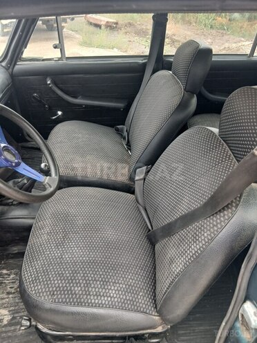LADA (VAZ) 2106 2001, 25,600 km - 1.6 l - Salyan