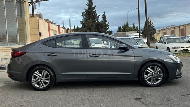 Hyundai Elantra 2019, 118,000 km - 1.6 л - Sumqayıt