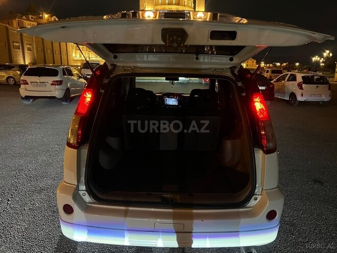 Nissan X-Trail 2004, 283,365 km - 2.0 l - Bakı