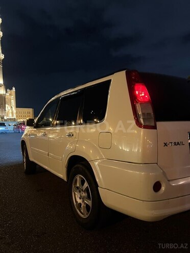 Nissan X-Trail 2004, 283,365 km - 2.0 l - Bakı