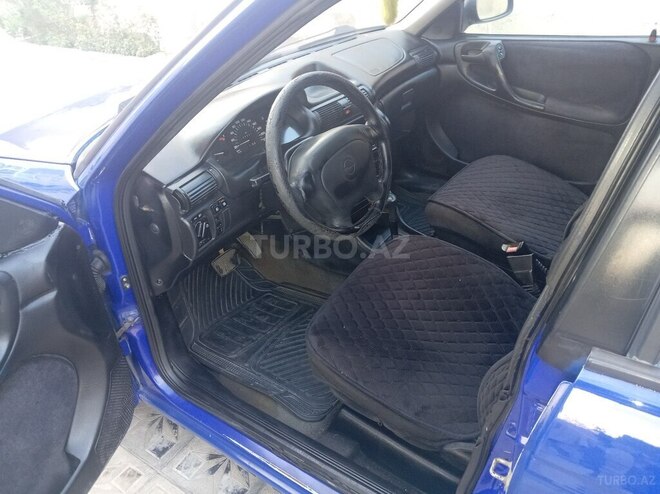 Opel Astra 1997, 365,450 km - 1.6 l - Sumqayıt