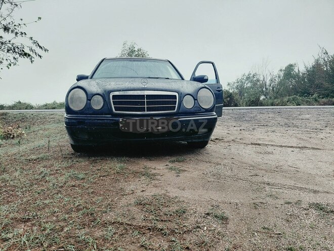 Mercedes E 220 1999, 400,000 km - 2.2 л - Lənkəran