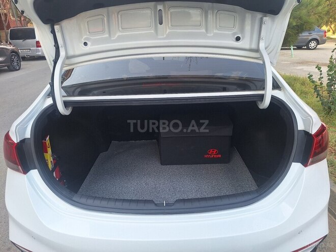 Hyundai Accent 2019, 172,220 km - 1.6 л - Bakı