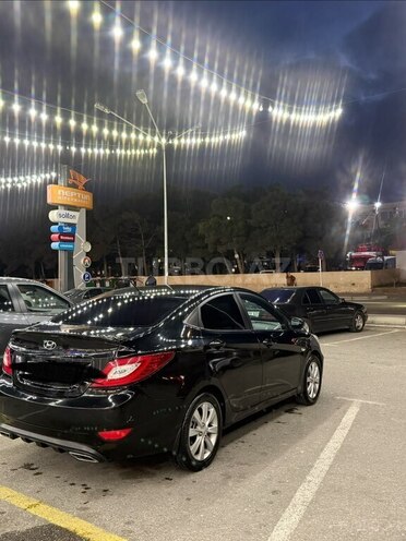 Hyundai Accent 2012, 277,000 km - 1.4 л - Bakı