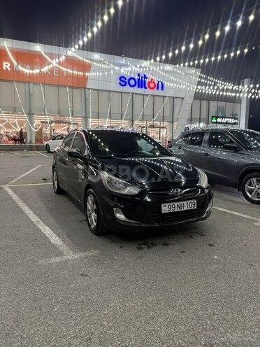 Hyundai Accent 2012, 277,000 km - 1.4 л - Bakı