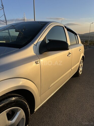 Opel Astra 2006, 334,455 km - 1.3 л - İsmayıllı