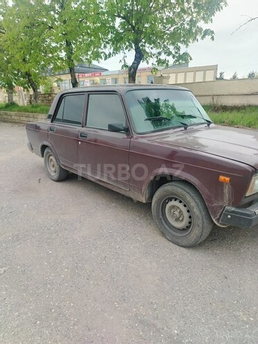 LADA (VAZ) 2107 2009, 75,000 km - 1.6 l - Quba