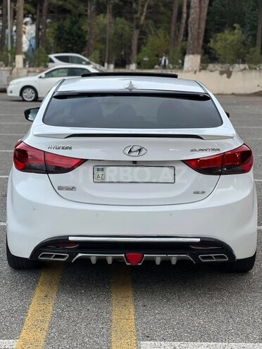Hyundai Elantra 2012, 240,000 km - 1.8 l - Sumqayıt