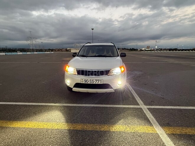Mitsubishi Outlander 2008, 243,000 km - 3.0 l - Bakı