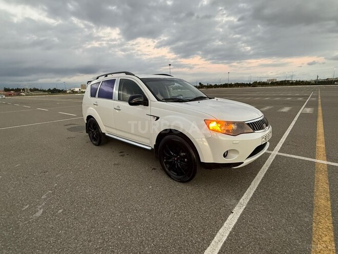 Mitsubishi Outlander 2008, 243,000 km - 3.0 l - Bakı