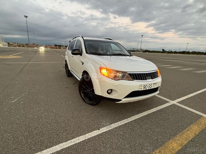 Mitsubishi Outlander 2008, 243,000 km - 3.0 l - Bakı