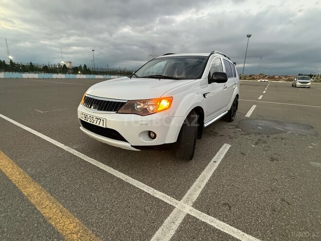 Mitsubishi Outlander 2008, 243,000 km - 3.0 l - Bakı