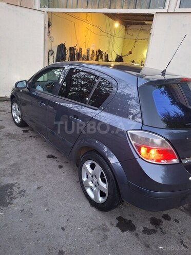 Opel Astra 2008, 208,000 km - 1.4 l - Yevlax