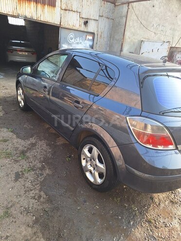 Opel Astra 2008, 208,000 km - 1.4 l - Yevlax