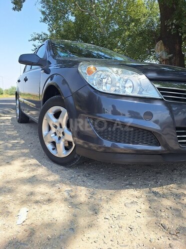 Opel Astra 2008, 208,000 km - 1.4 l - Yevlax
