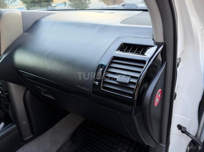 Toyota Land Cruiser Prado 2012, 180,000 km - 3.0 l - Bakı