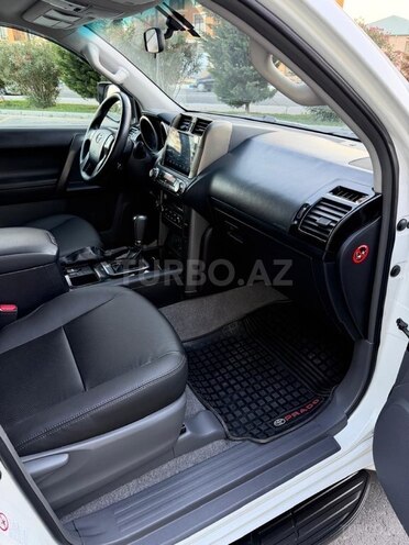 Toyota Land Cruiser Prado 2012, 180,000 km - 3.0 l - Bakı