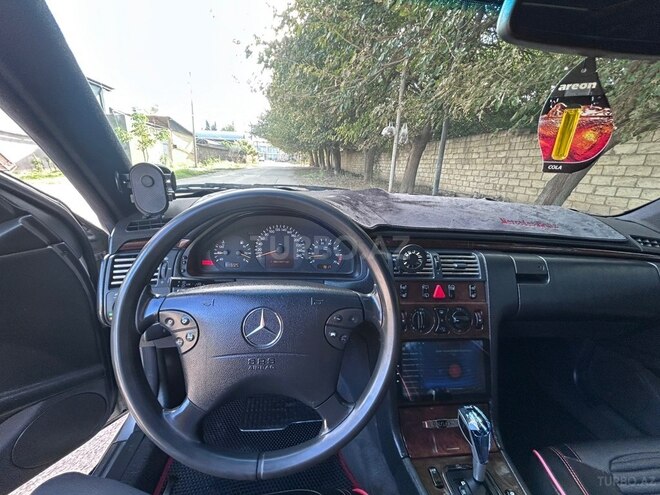 Mercedes E 240 1997, 337,000 km - 2.4 l - Tovuz