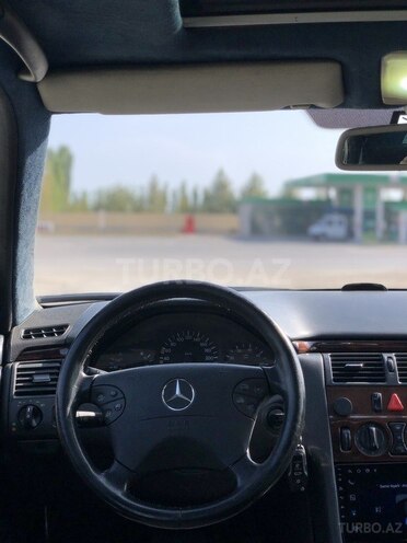 Mercedes E 200 2000, 500,026 km - 2.0 л - Xaçmaz