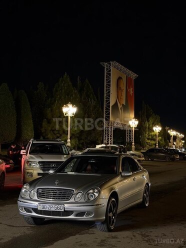 Mercedes E 320 2002, 300,000 km - 3.2 l - Gəncə