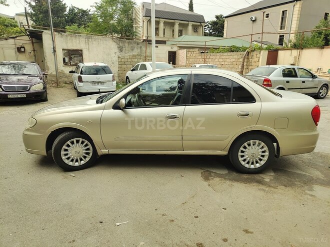 Nissan Sunny 2010, 340,000 km - 1.6 л - Bakı