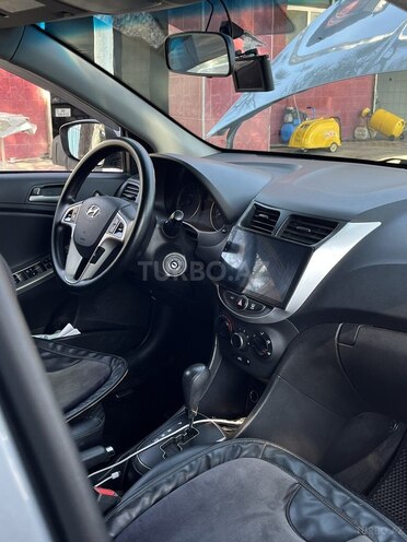 Hyundai Accent 2018, 138,000 km - 1.4 л - Bakı