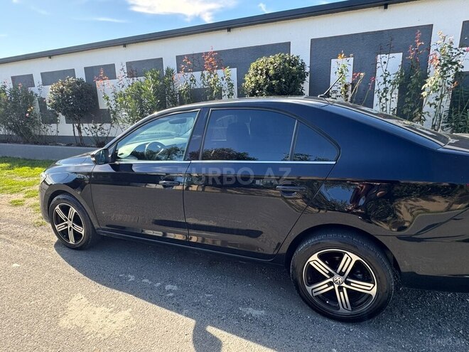 Volkswagen Polo 2022, 76,000 km - 1.6 l - Balakən