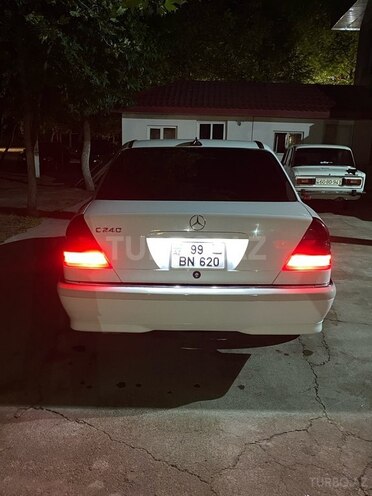 Mercedes C 240 2000, 249,461 km - 2.6 л - Tovuz