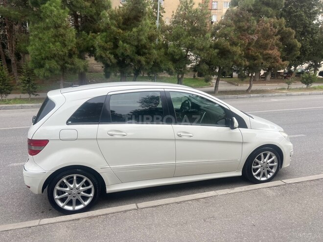 Mercedes B 180 2008, 135,000 km - 1.7 l - Bakı
